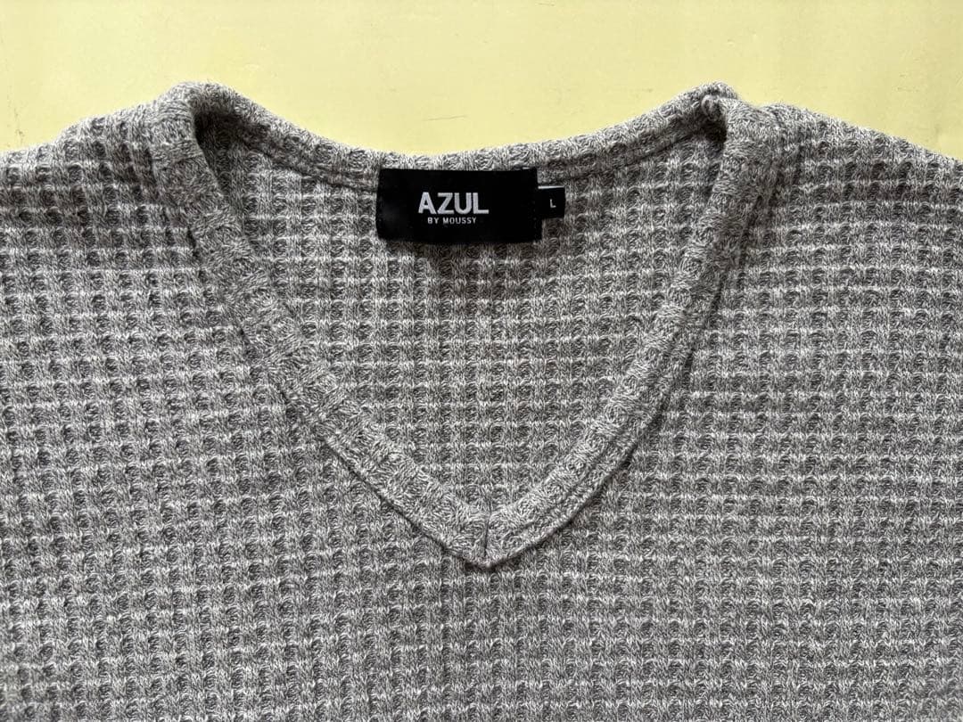【新品】AZUL 綿ニット グレー Vネック メンズ Lサイズ — image 2