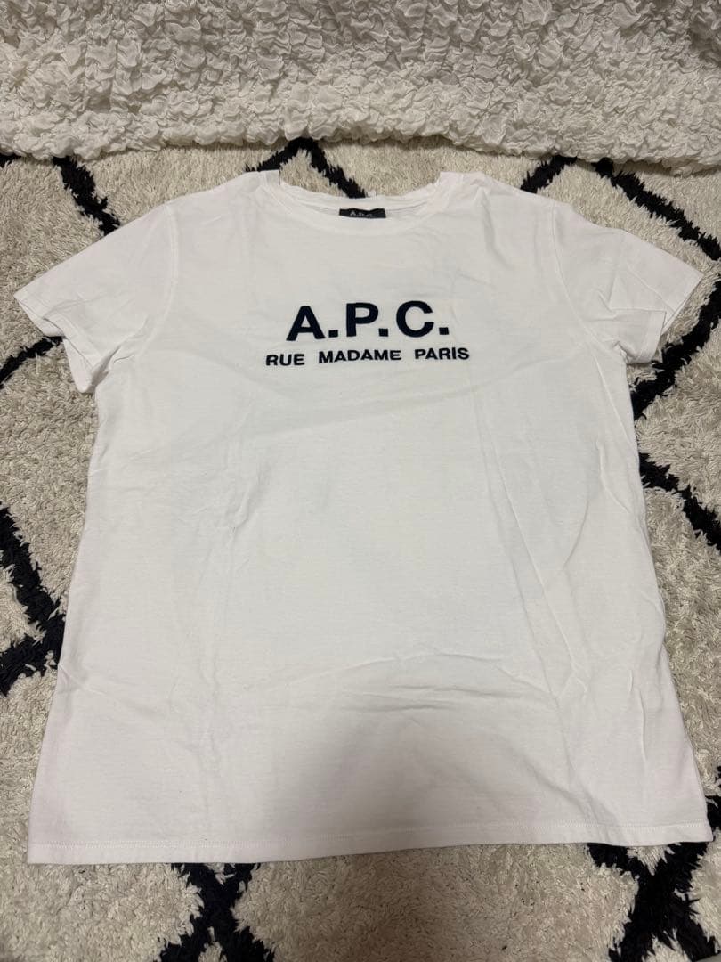 A.P.C. Rue Madame 2.0 Tシャツ — image 2