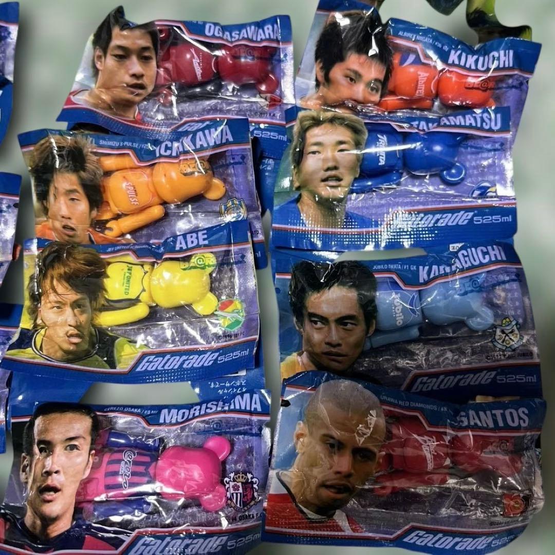 ゲータレード Ｊリーグ ベアブリック コレクション16個セット — image 2