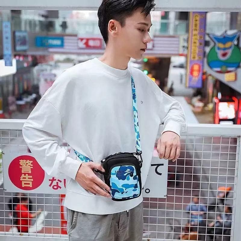 BAPE スマホショルダーバッグ ブルーカモA BATHING APE — image 4