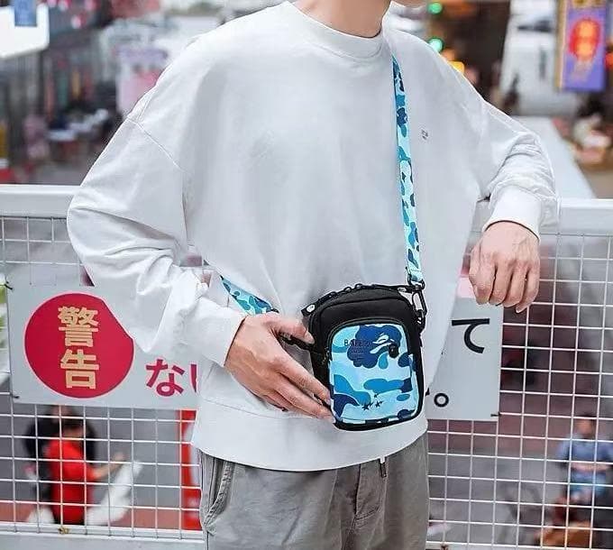 BAPE スマホショルダーバッグ ブルーカモA BATHING APE — image 5