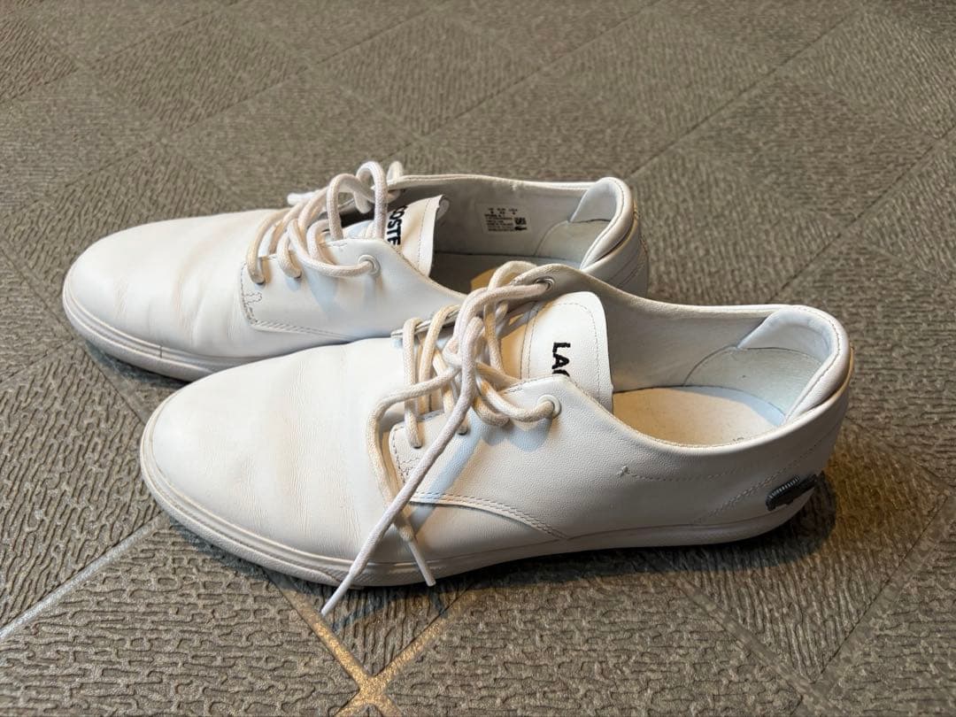 限定　お値引き中　LACOSTE スニーカー ホワイト 26.5cm〜27cm — image 3