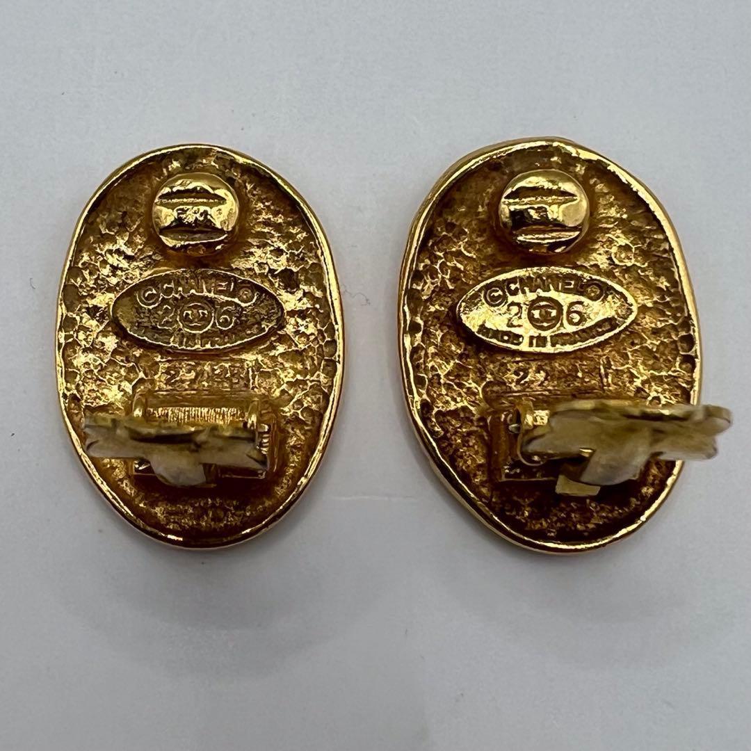 【極美品】シャネル イヤリング ココマーク 王冠 ゴールド金具 王冠 — image 4