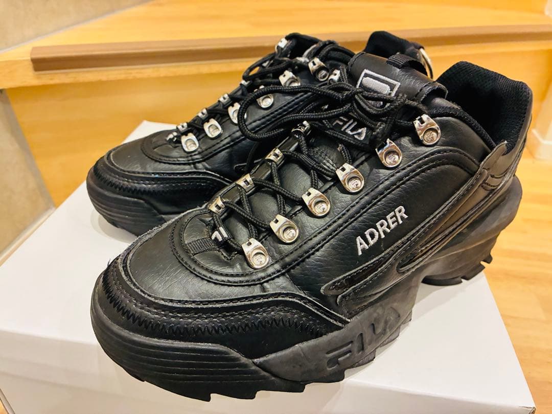 FILA x ADRER コラボ スニーカー ブラック — image 3