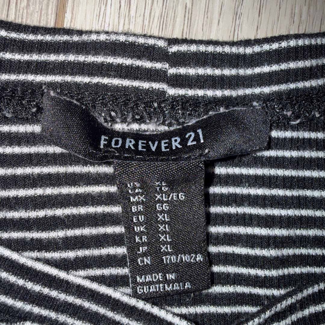 FOREVER 21 ボーダー 長袖 クロップド丈 XL — image 2