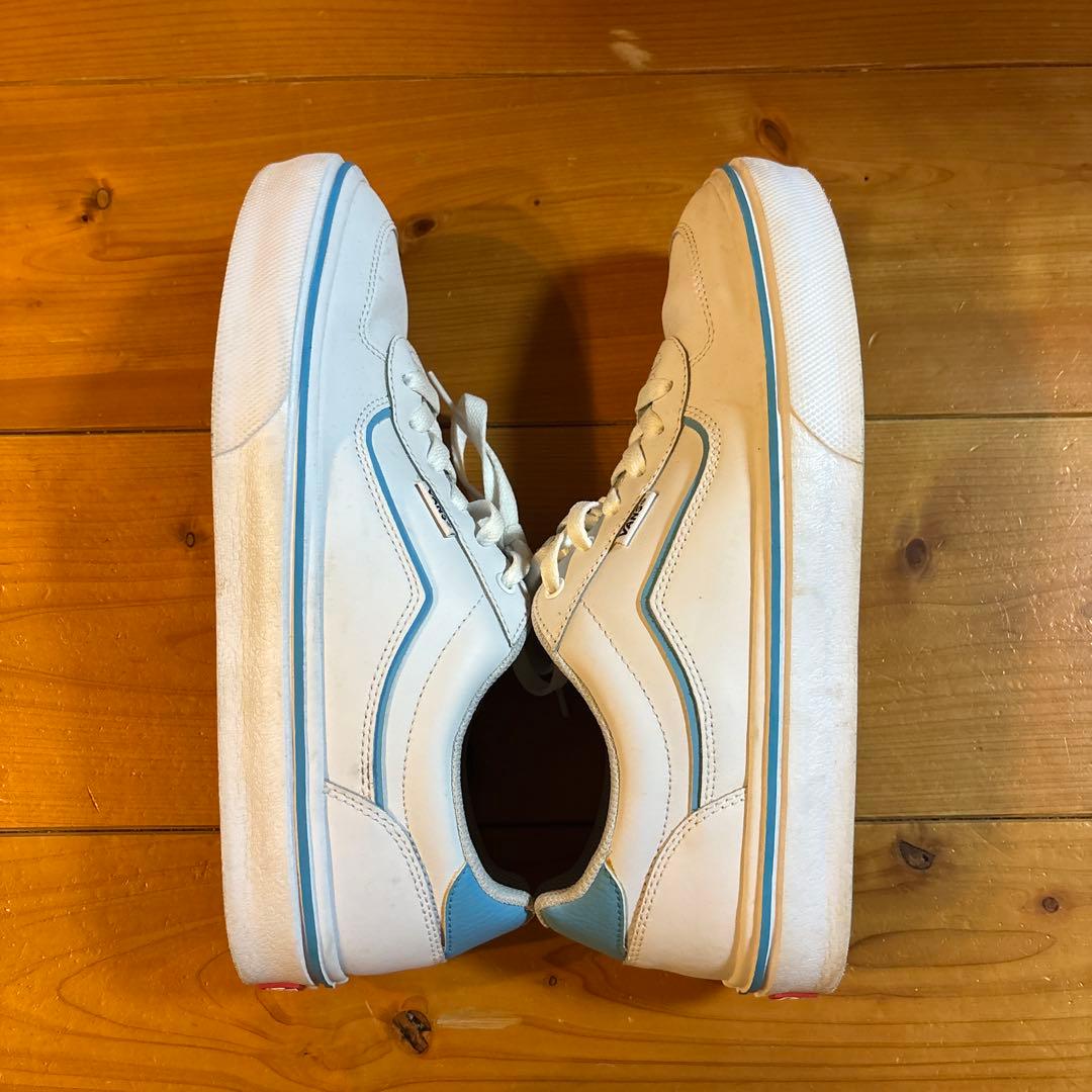 VANS ホワイト ライトブルー スニーカー — image 4
