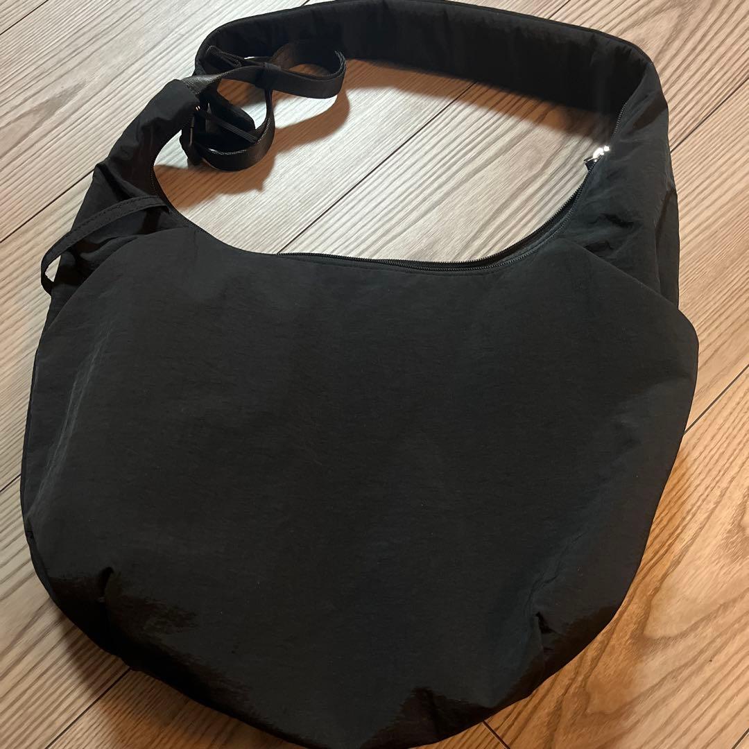 ＧＵソフトナイロンコクーンショルダーバッグ — image 2