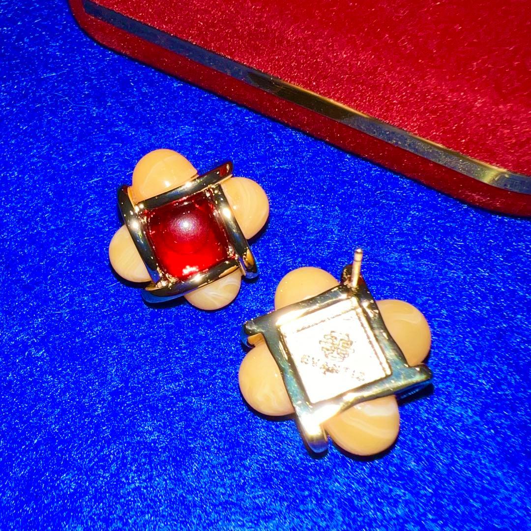 ヴィンテージ デザインアクセサリー　ピアス　ピンク　レッド　イヤリング　大ぶり — image 2
