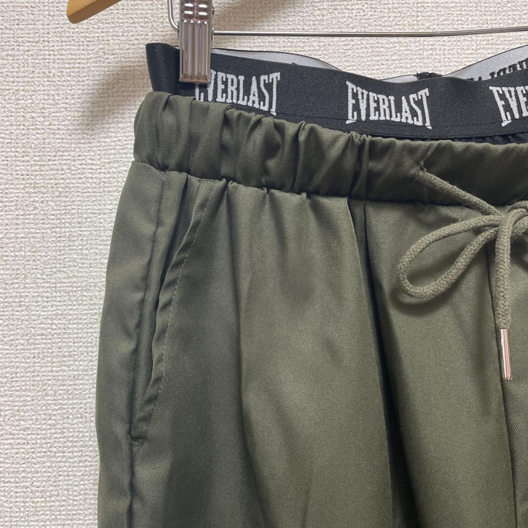 美品 EVERLAST エバーラスト ゴムバンド ダボ系パンツ カーキ — image 4
