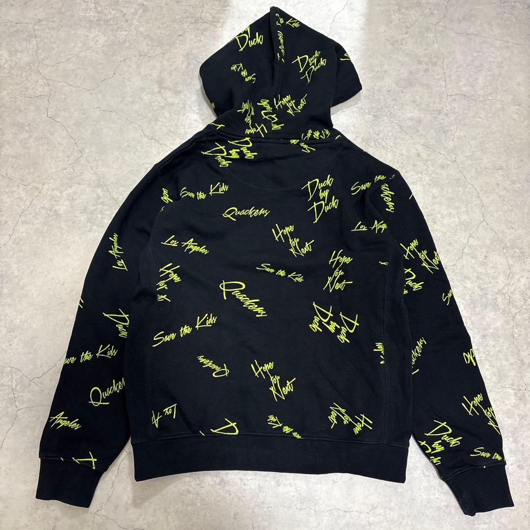 【美品】ビーワンソウル 総柄プルオーバーパーカー ロゴプリント 黒(M) — image 2