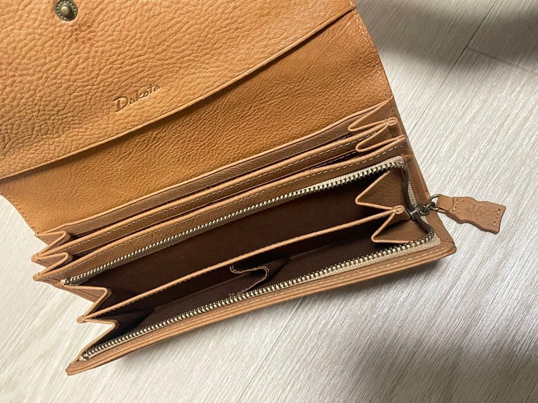 「最終値下げ」10000→8800 Dakota レザー長財布 動物エンボス加工 — image 3