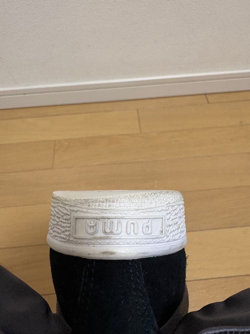 PUMA SUEDE Bow ブラック スニーカー — image 5