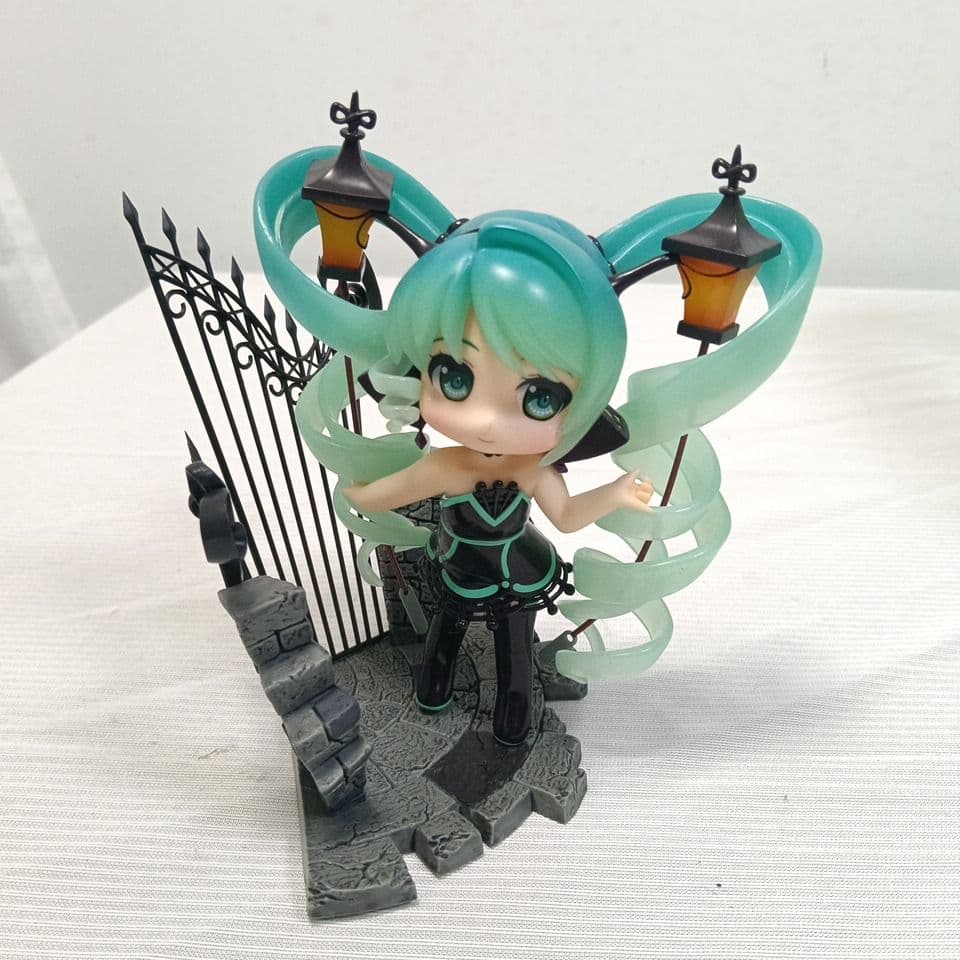 初音ミク(Lampミク feat.猫魚 PVC製塗装済み完成品フィギュア) — image 2