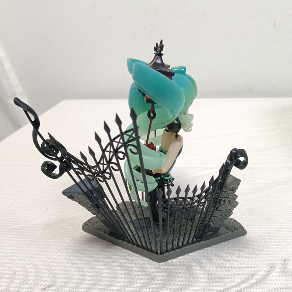 初音ミク(Lampミク feat.猫魚 PVC製塗装済み完成品フィギュア) — image 5