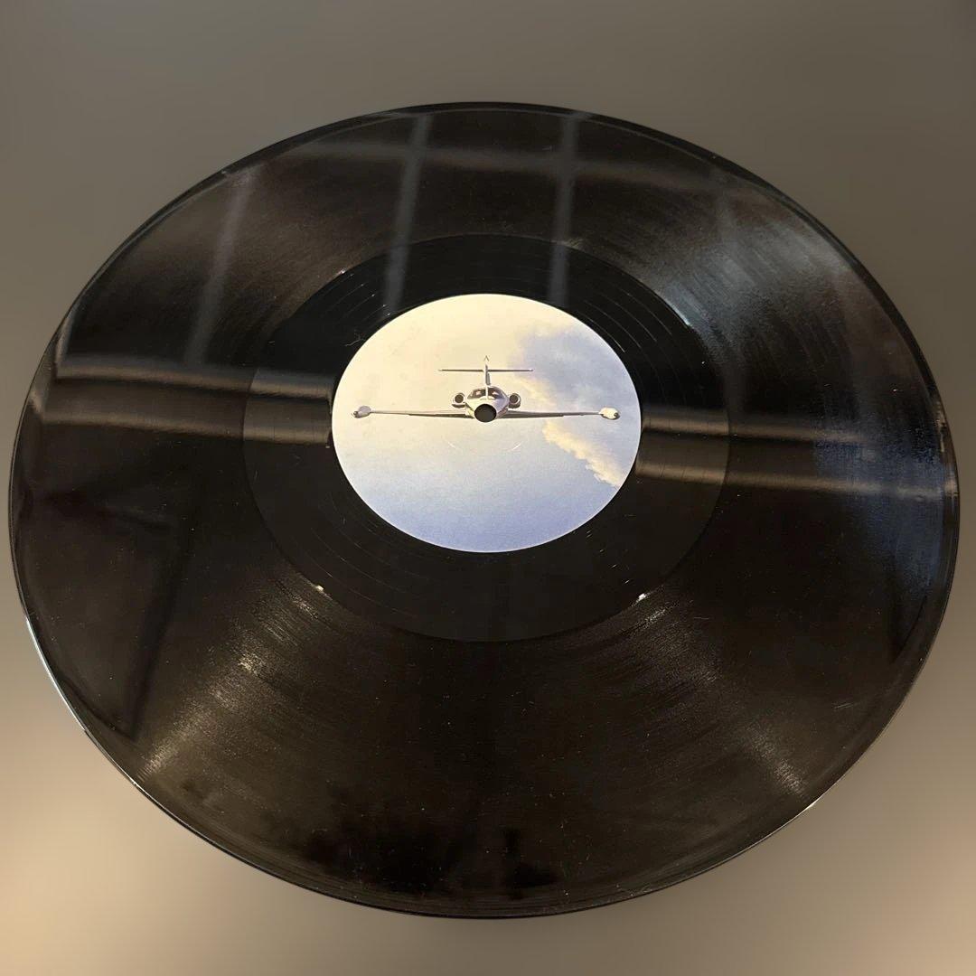Van She Kelly — image 4