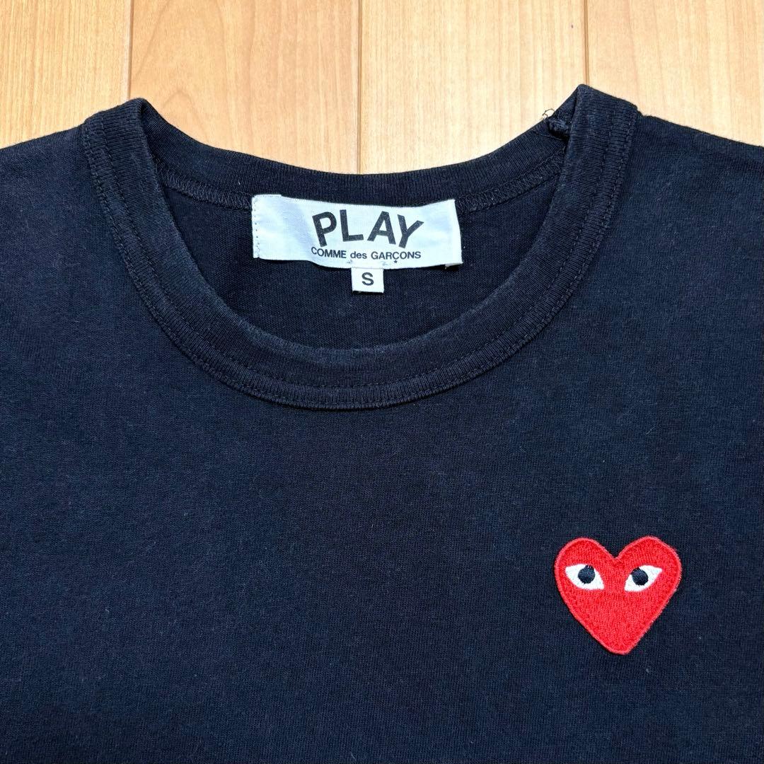 プレイ コムデギャルソン Tシャツ サイズS ブラック 黒 半袖 赤ハート — image 4