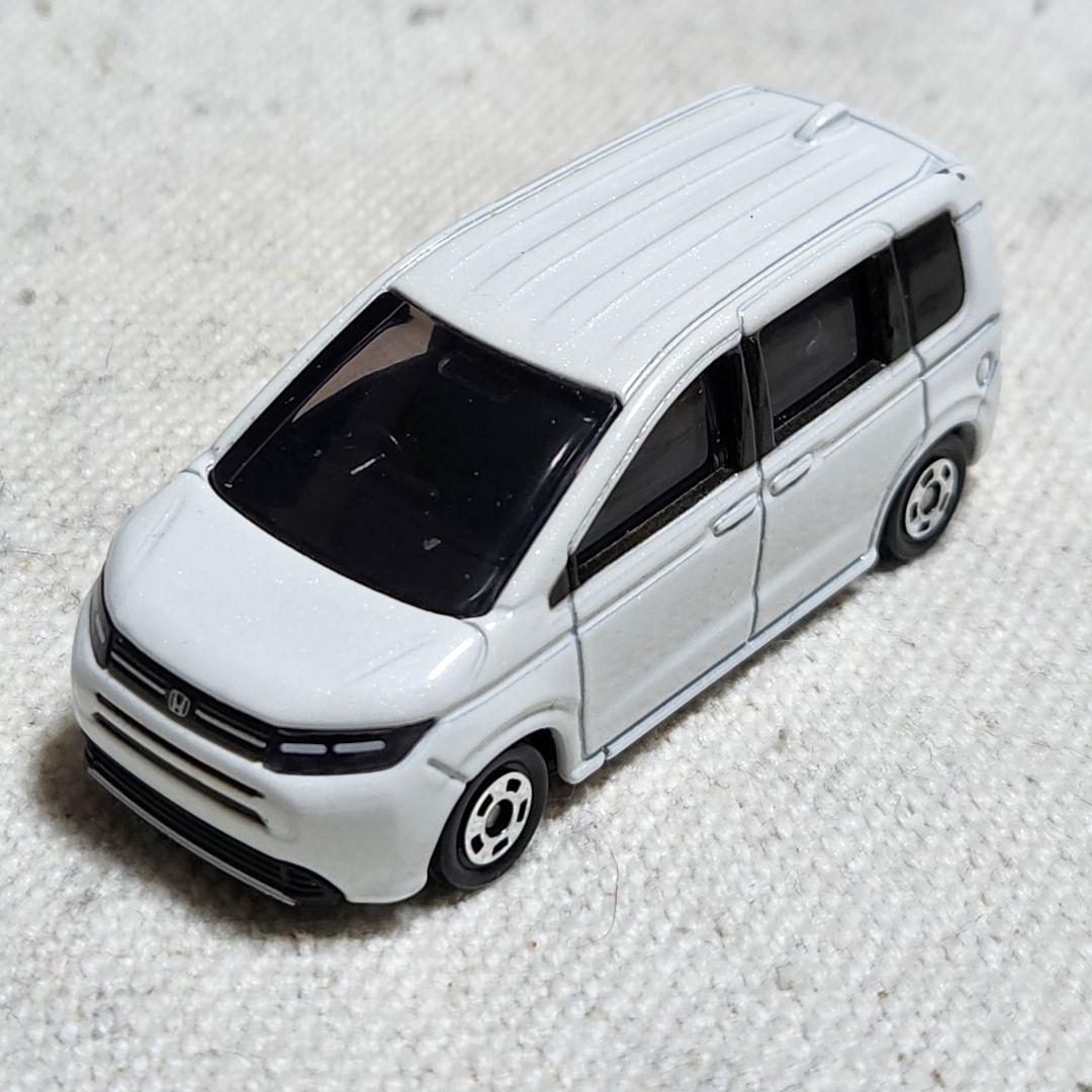 トミカ 44 ホンダ フリード 初回特別仕様 — image 2