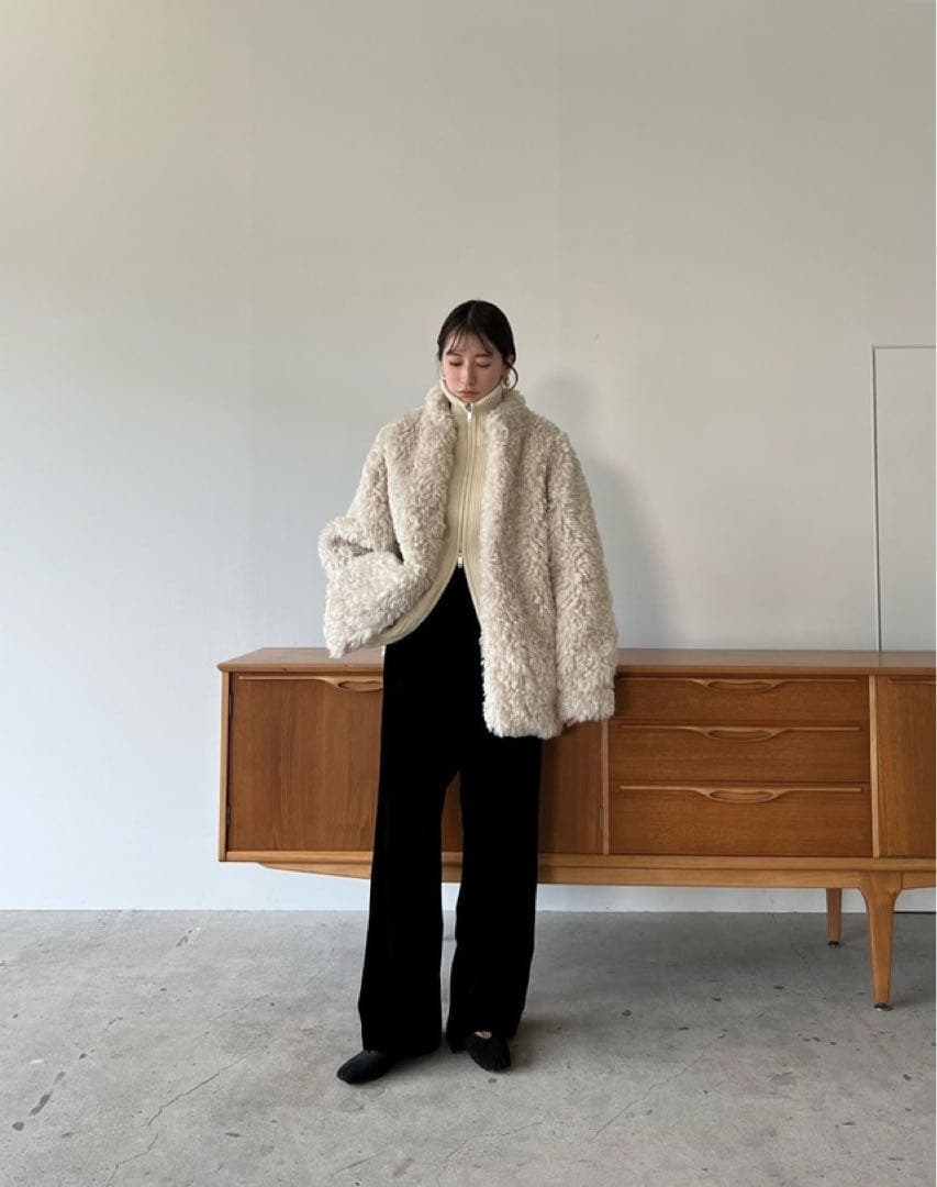 MINAMI TANAKA×CLANE CURL FUR SHORT COAT — image 2