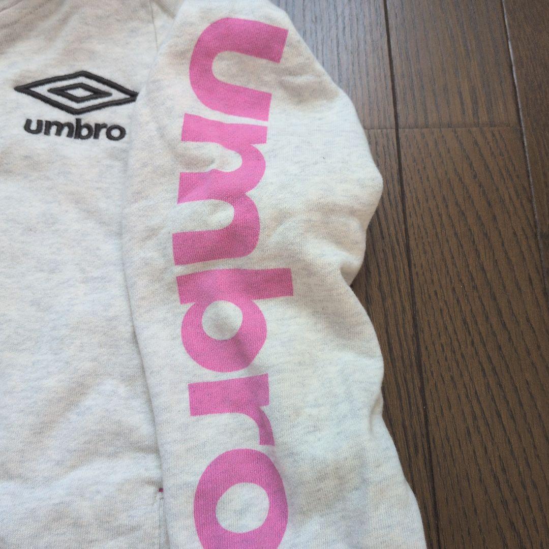 ☆お値下げ☆umbro　パーカー — image 3