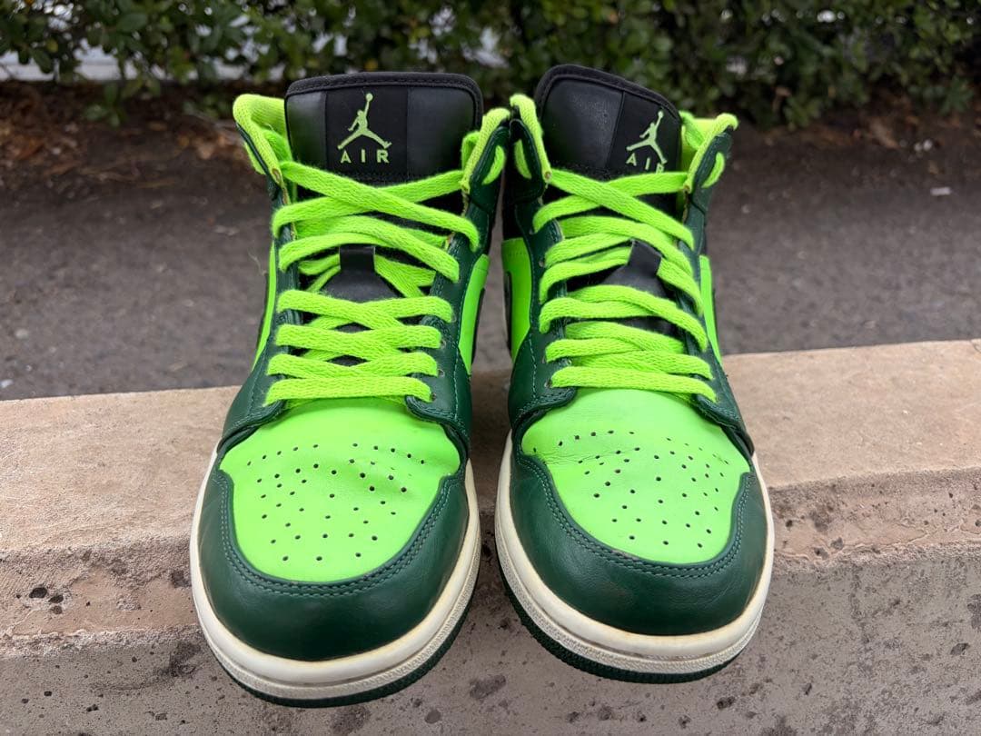 NIKE エアジョーダン1 MID ゴージ グリーン — image 2