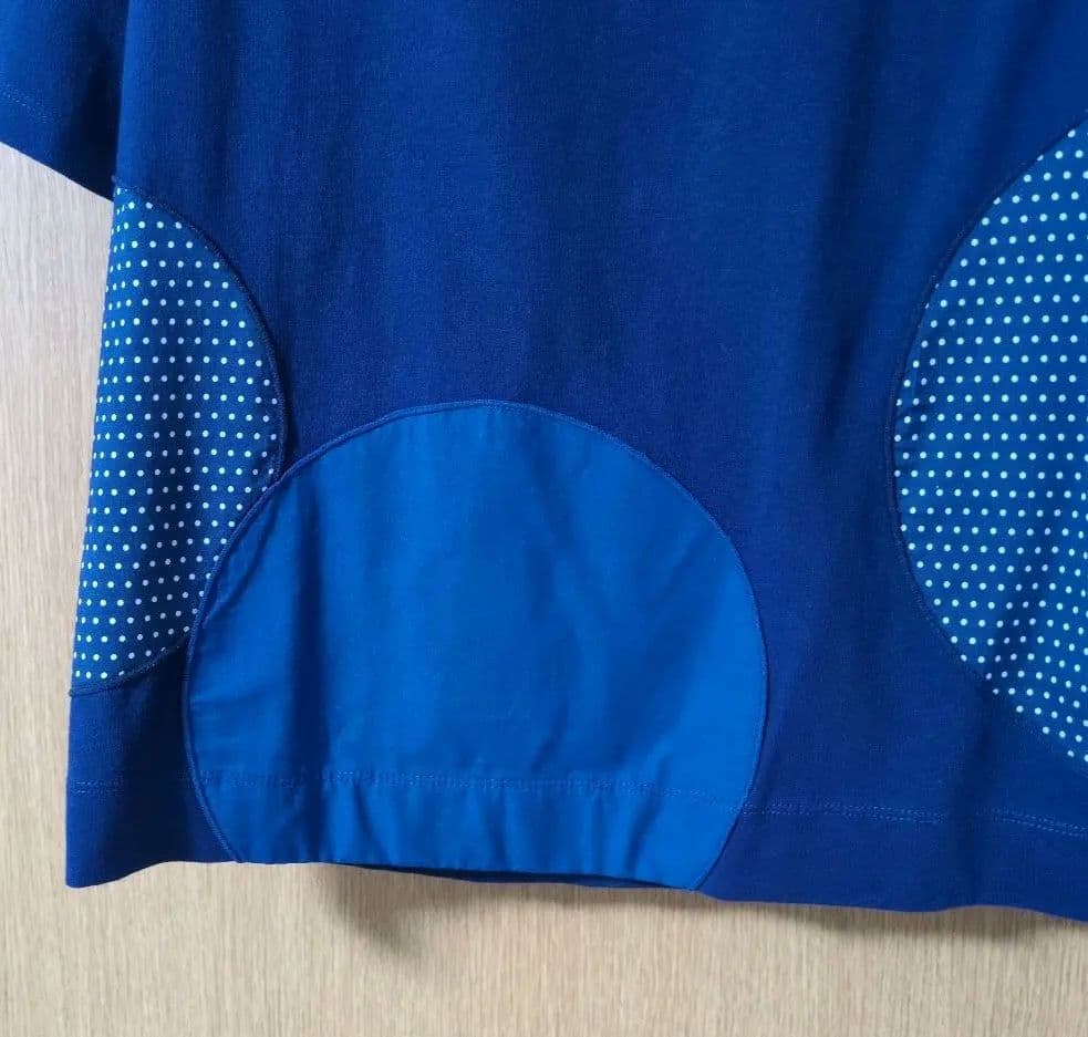 Bliss bunch ドット柄切替Tシャツ ネイビー — image 3