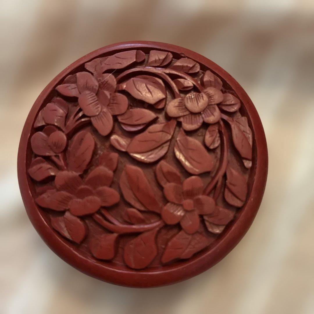 堆朱　赤色 漆器 香合 花模様　中国　小物入れ — image 2