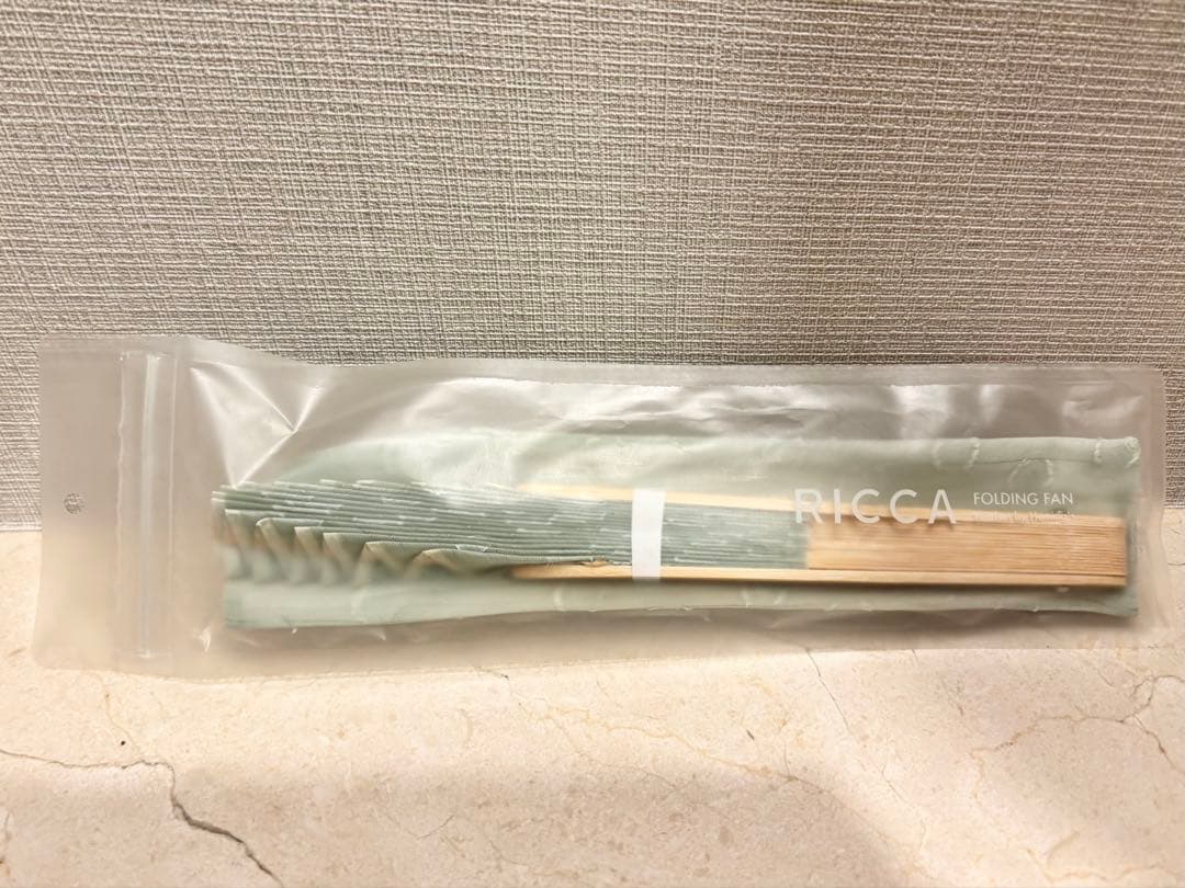 【新品未開封品】RICCA 扇子 MINT GREEN 扇子袋 付き — image 3