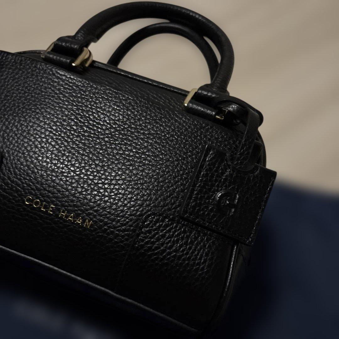 COLE HAAN レザー ハンドバッグ ミニ ブラック — image 3