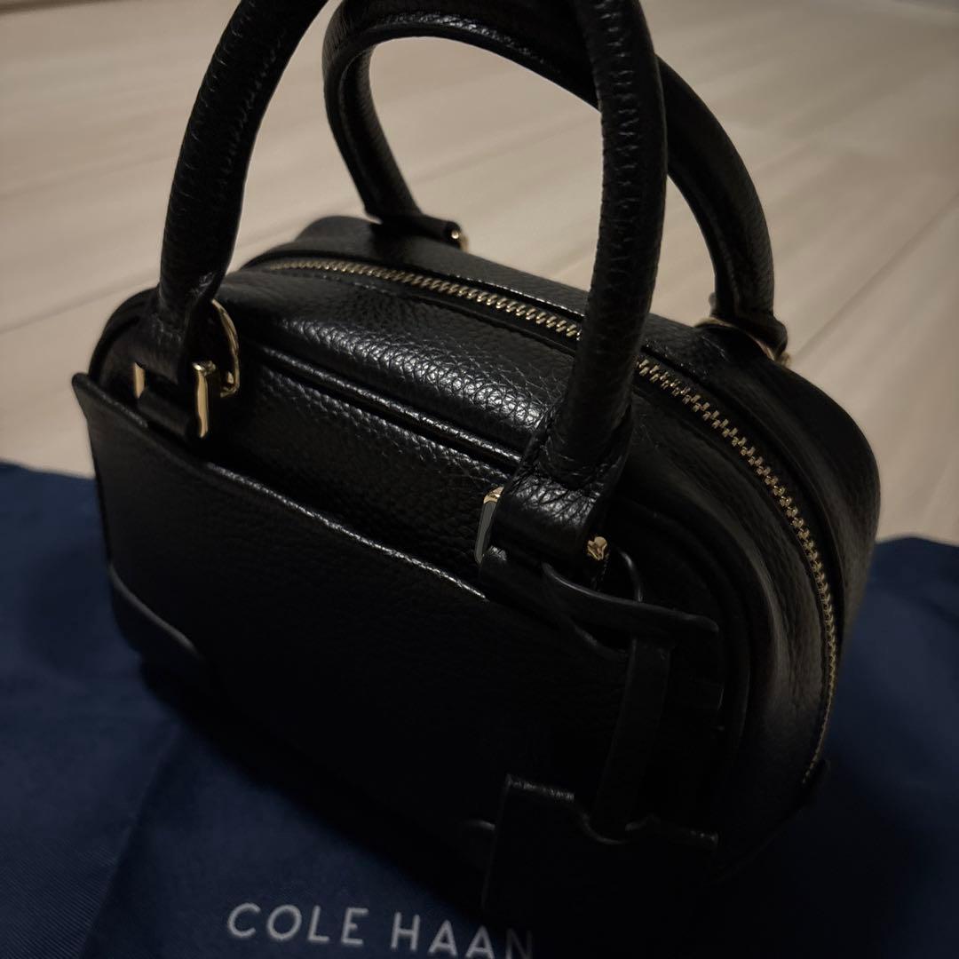 COLE HAAN レザー ハンドバッグ ミニ ブラック — image 4