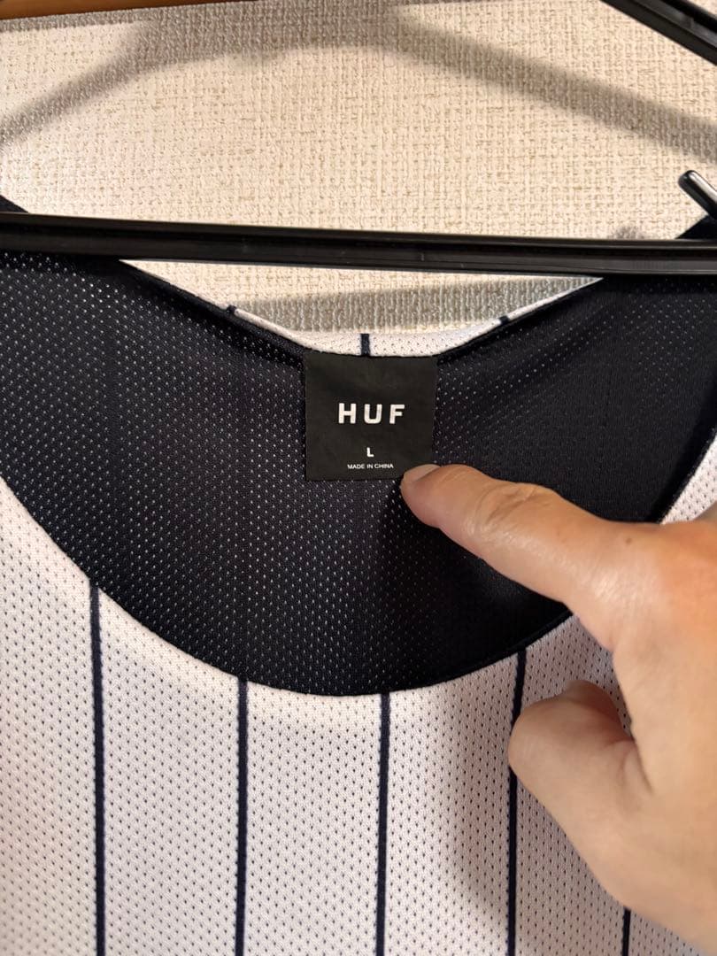 HUF REVERSIBLE 【L】 — image 4