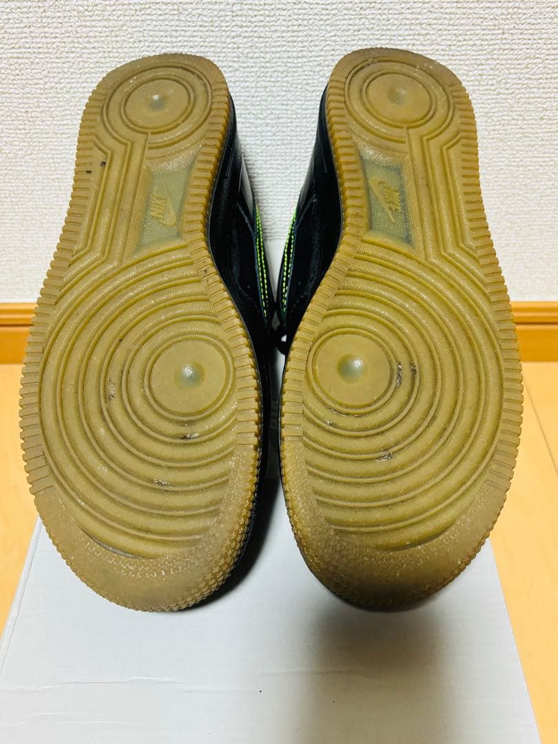 美品 タグ箱あり NIKE エアフォース1 07 26cm — image 4