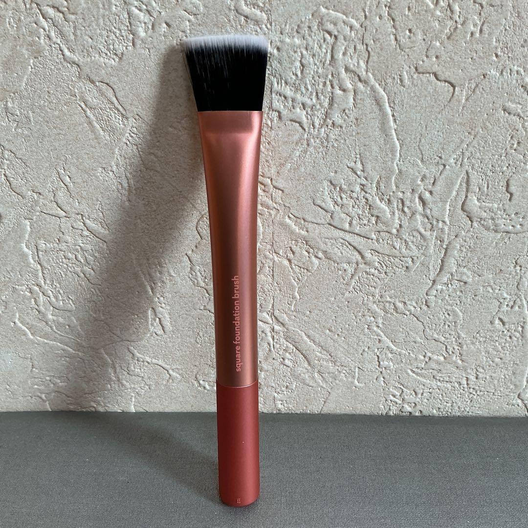 【新品】Real Techniques 205 Foundation Brush — image 2