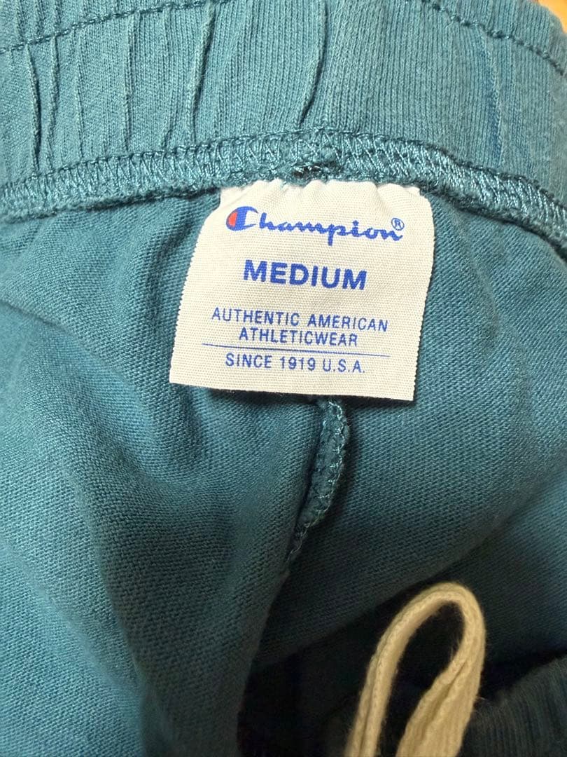 【激安】Champion チャンピオン　ハーフパンツ ダークグリーン　Mサイズ — image 4