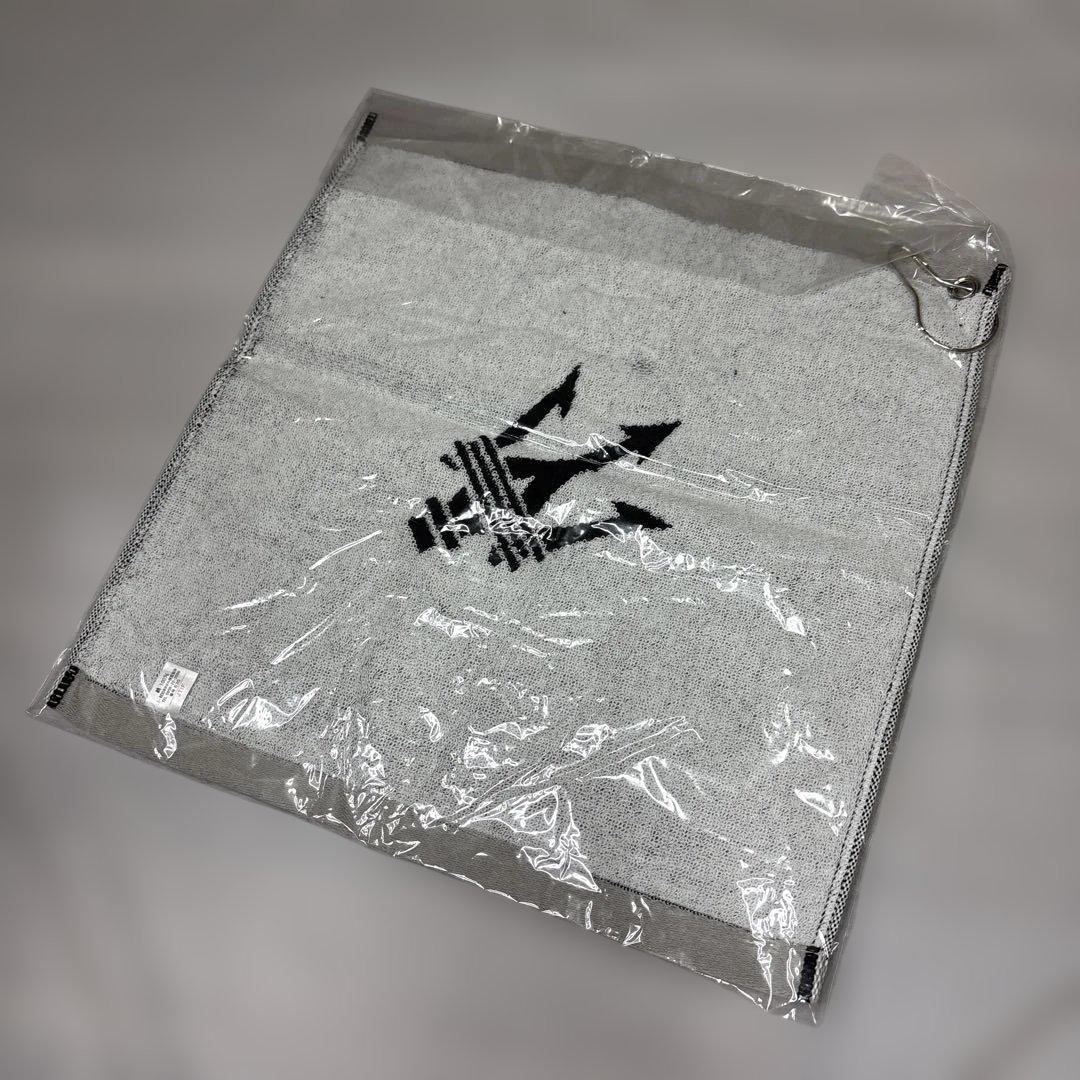 【新品】【非売品】MASERATI ★フック付きタオル&カジノチップマーカー★ — image 4