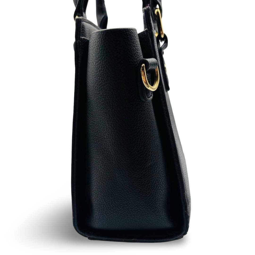 CHASLER&KHTTE 2WAY ハンドバッグ ショルダー 黒 ポンポン付き — image 3