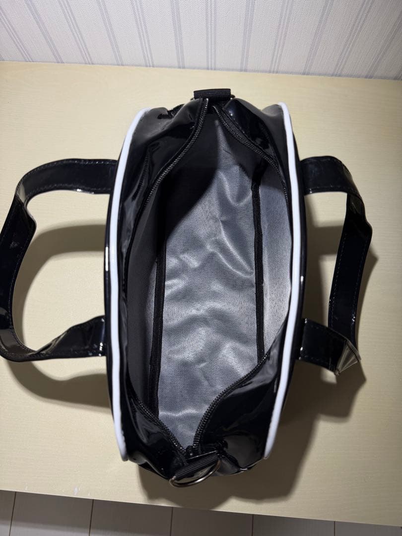 埼玉西武ライオンズ エナメルバッグ ハンドバッグ — image 3