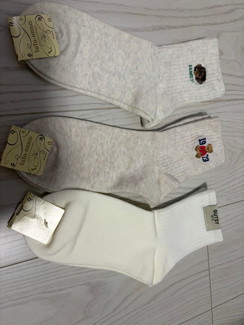 tutuanna 靴下 まとめ売り — image 2