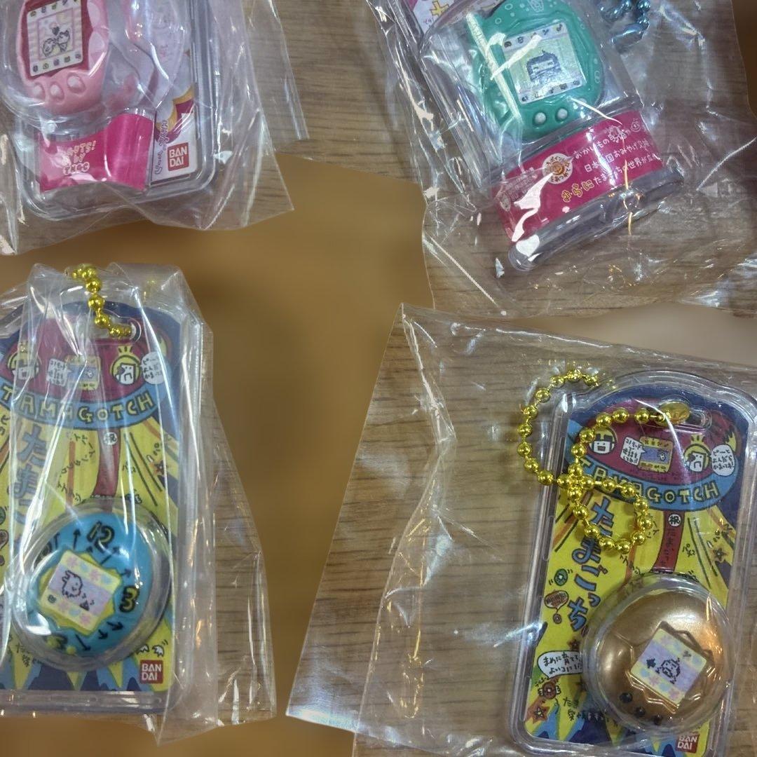 BANDAI たまごっち おかしなたまごボーロ キーホルダー 5種セット — image 4