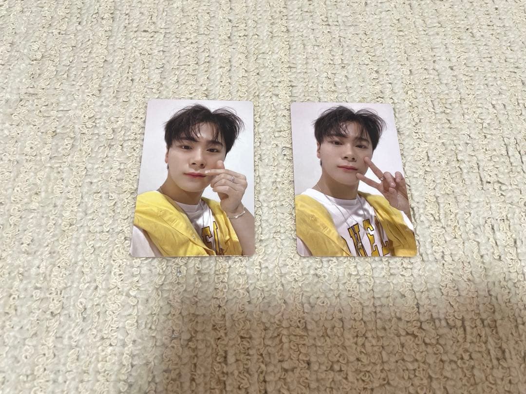 ASTRO 2023 Season's Greetings moonbin — image 4