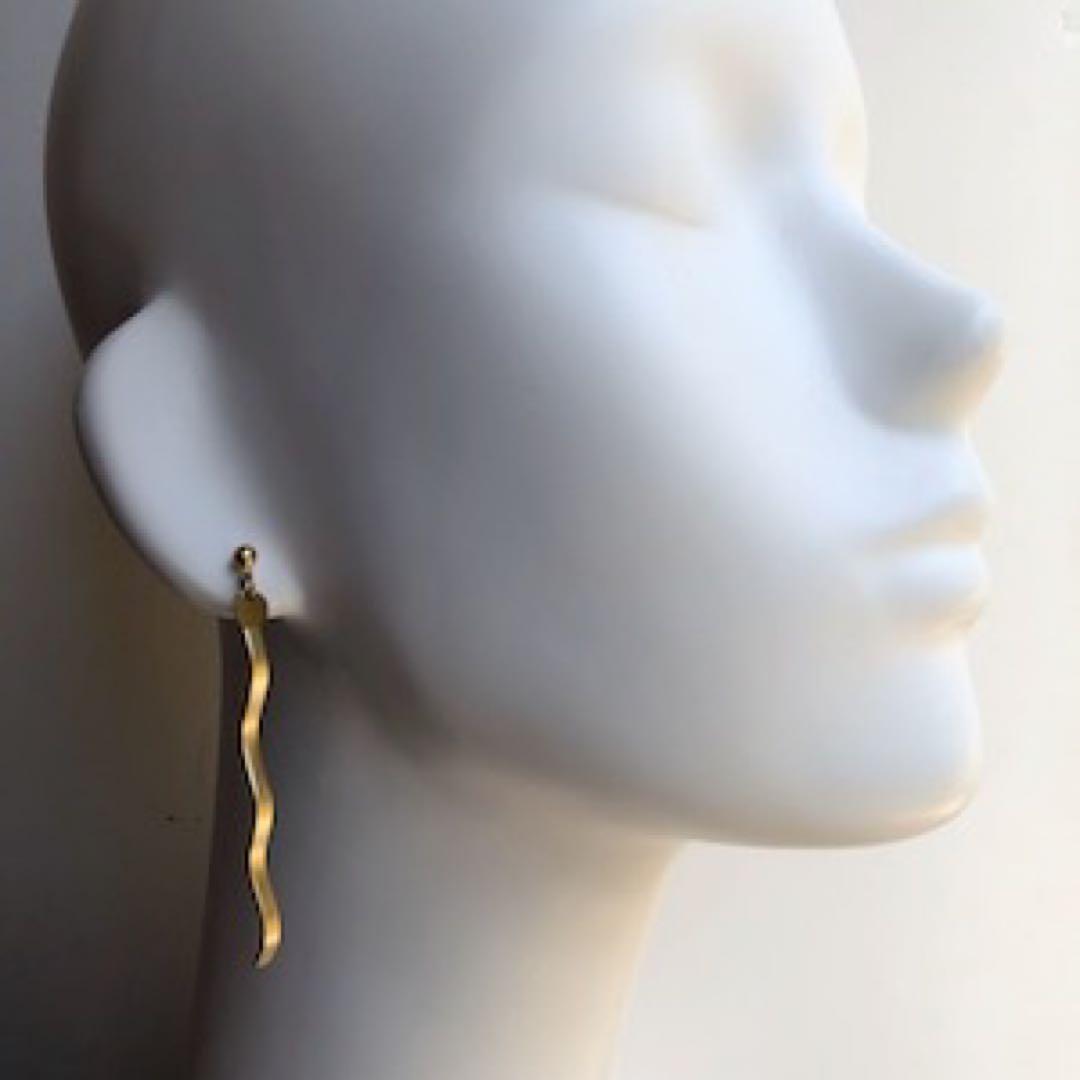 【TAMARI】wave earrings ヴィンテージ　リメイク　イヤリング — image 3