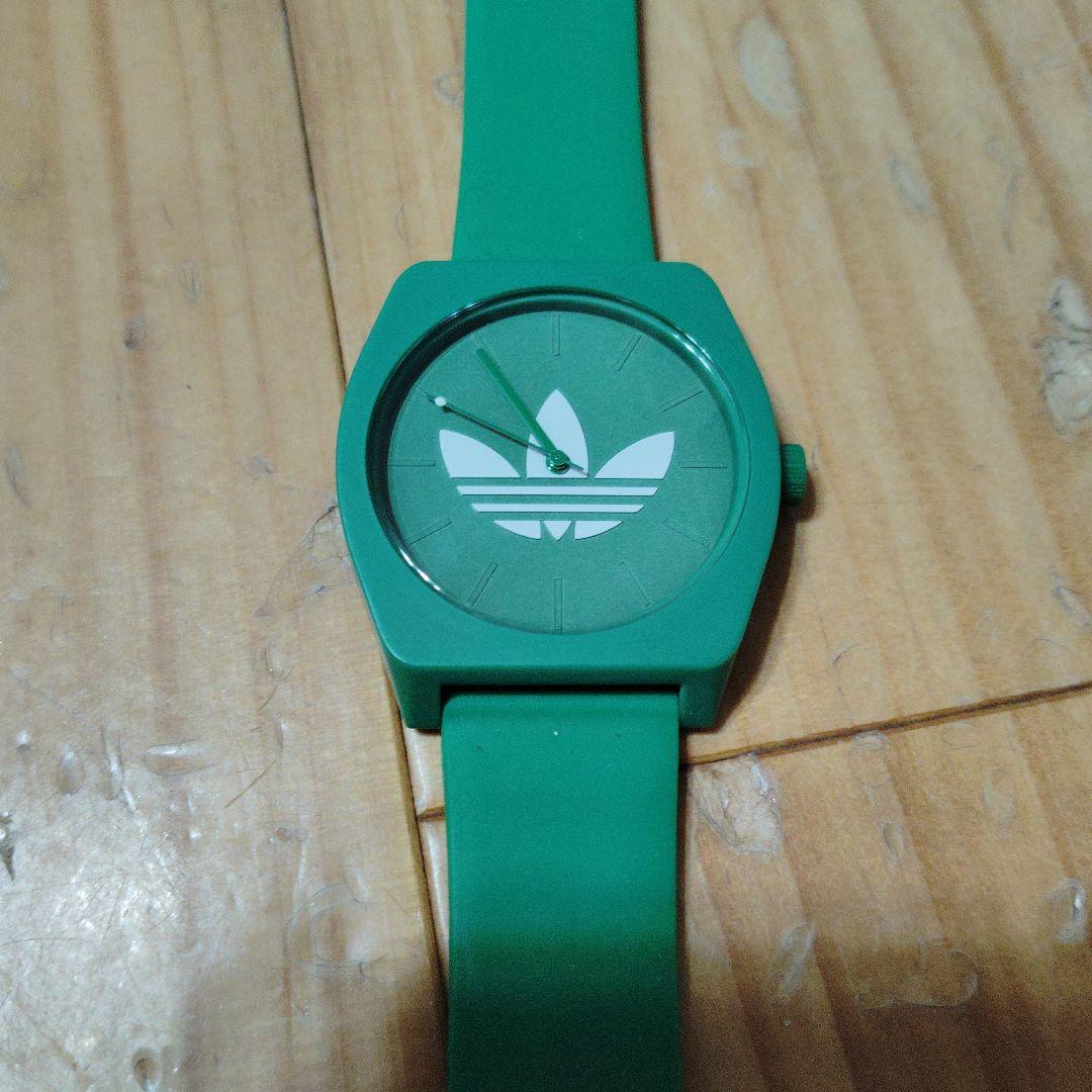 adidas グリーン 時計 — image 4