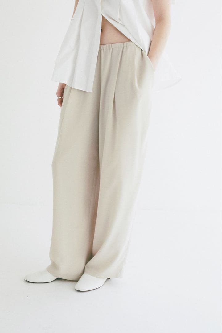 CLANE DRAWSTRING LOOSE TUCK PANTS — image 2