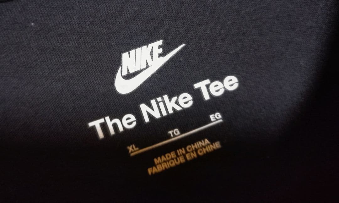 極美品　NIKE　フューチュラ アイコン S/S Tシャツ　XL 2枚セット — image 2