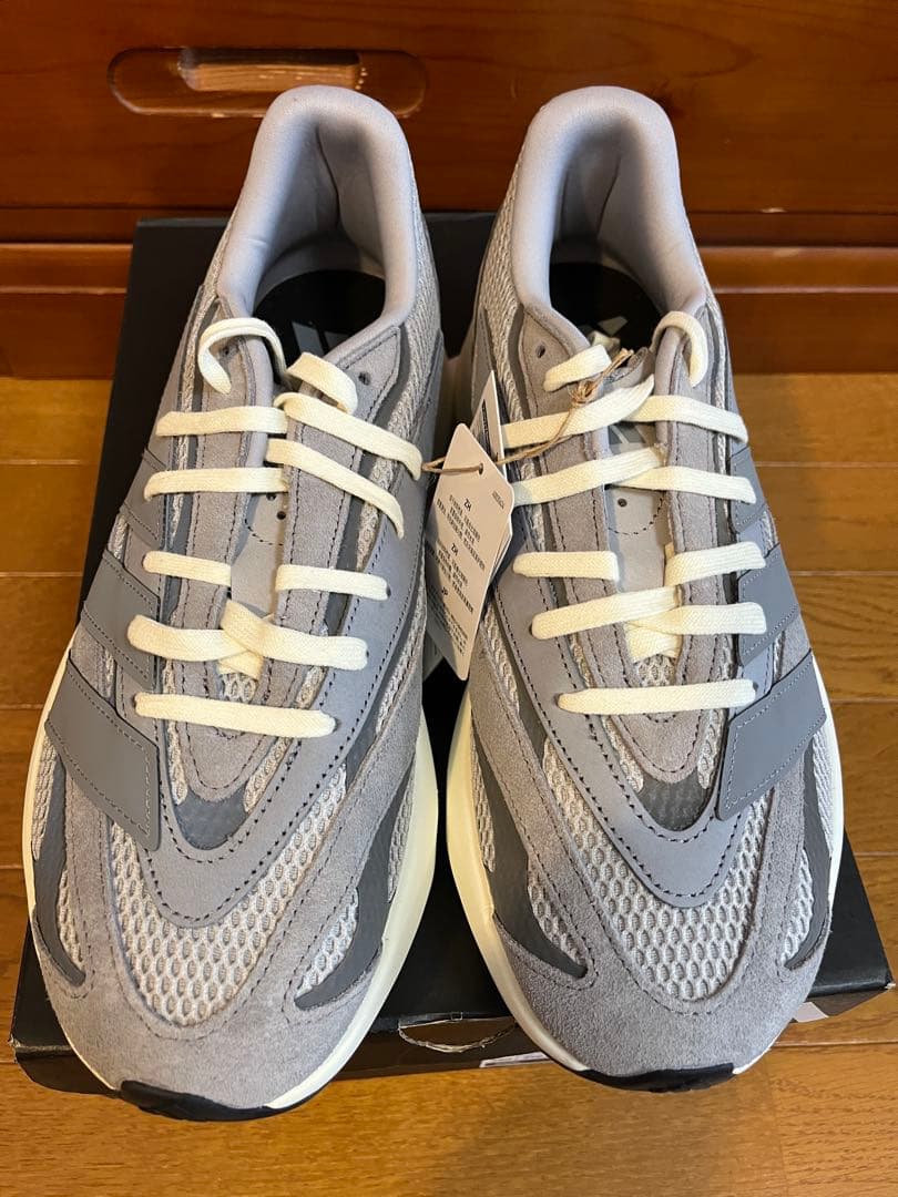 新品 adidas lightblaze u grey 28cm — image 2