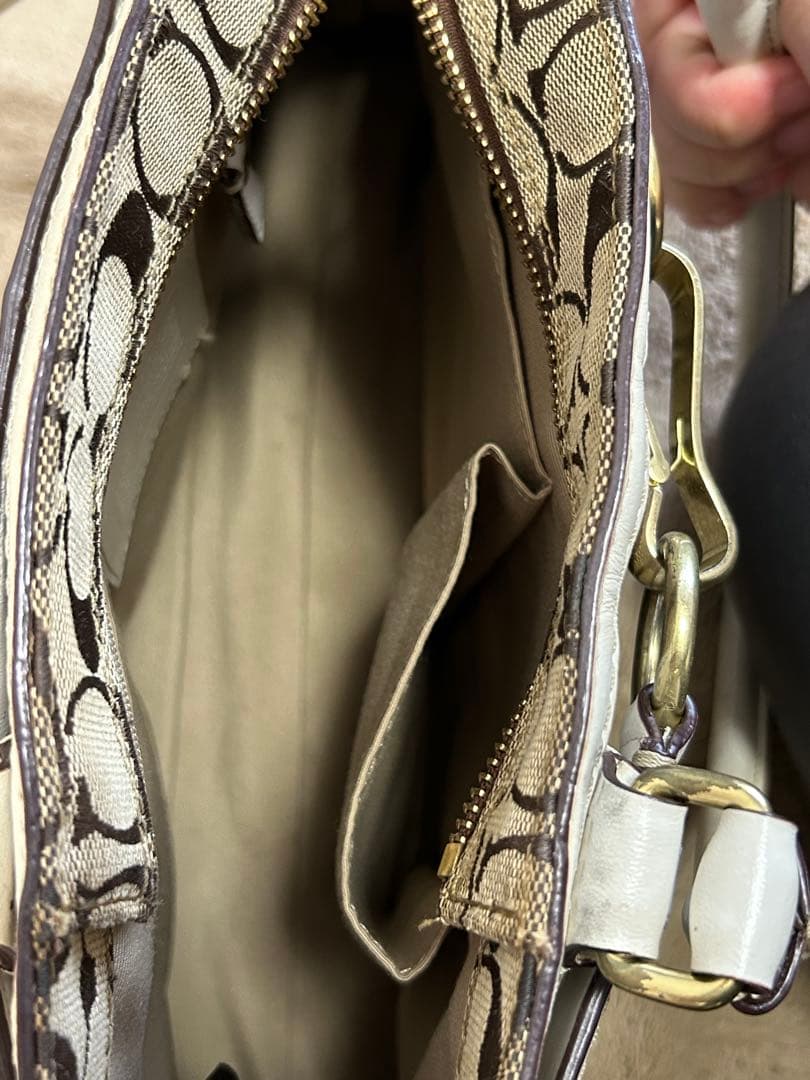 COACH シグネチャー ハンドバッグ — image 3