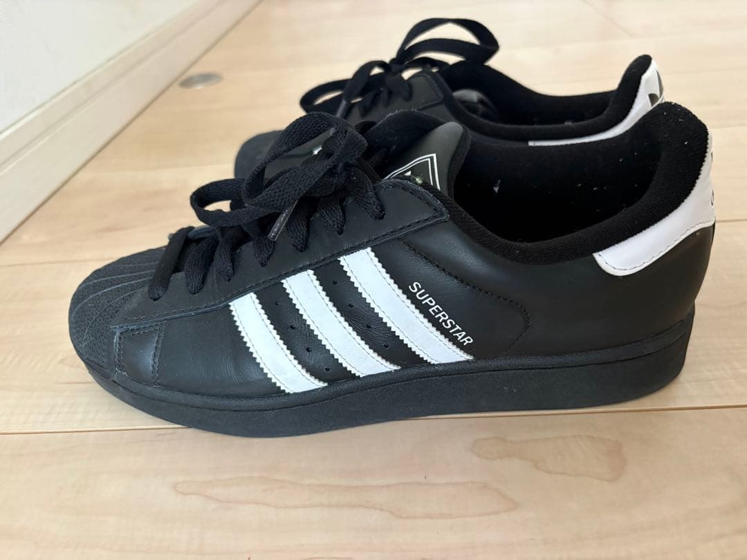 は*る様 adidas SuperstarⅡブラック ホワイト スニーカー — image 3