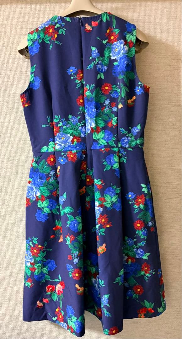花柄ノースリーブワンピース — image 2