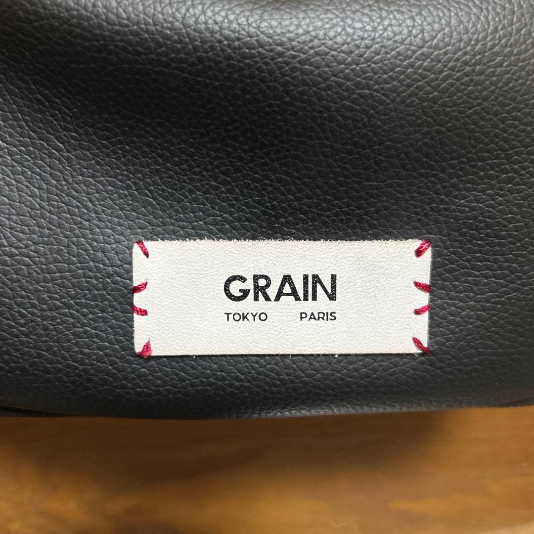 GRAIN ブラック ハンドバッグ — image 4