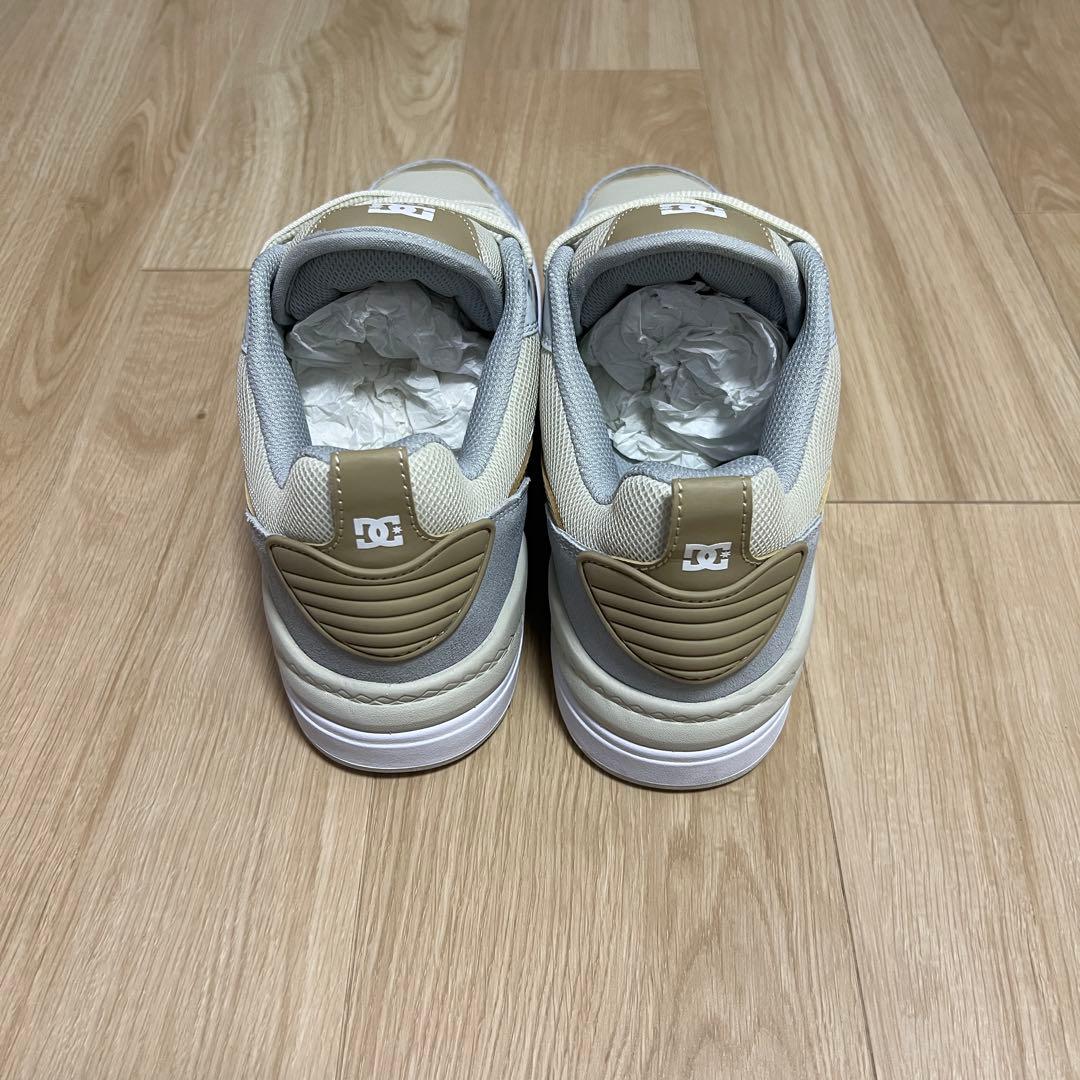 【新品未使用】DC Shoes ローカット スニーカー — image 4