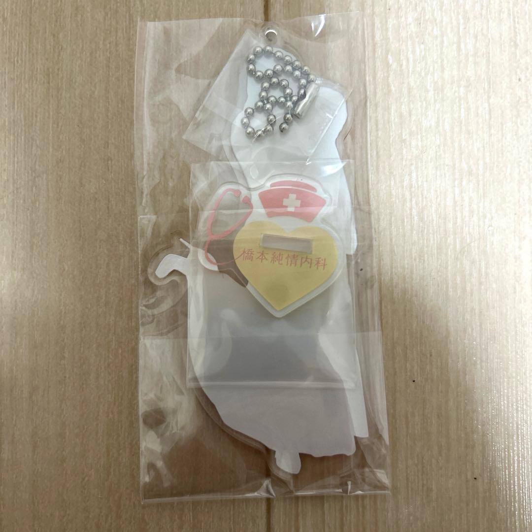 橋本環奈 橋本純情内科 FC限定アクリルスタンド　缶バッチ — image 2